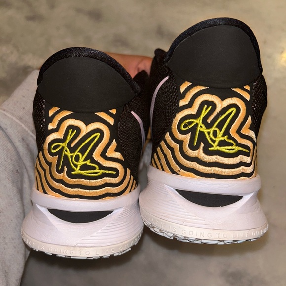 Kyrie 7 “Ripple Effect” Size 12 - Picture 7 of 12